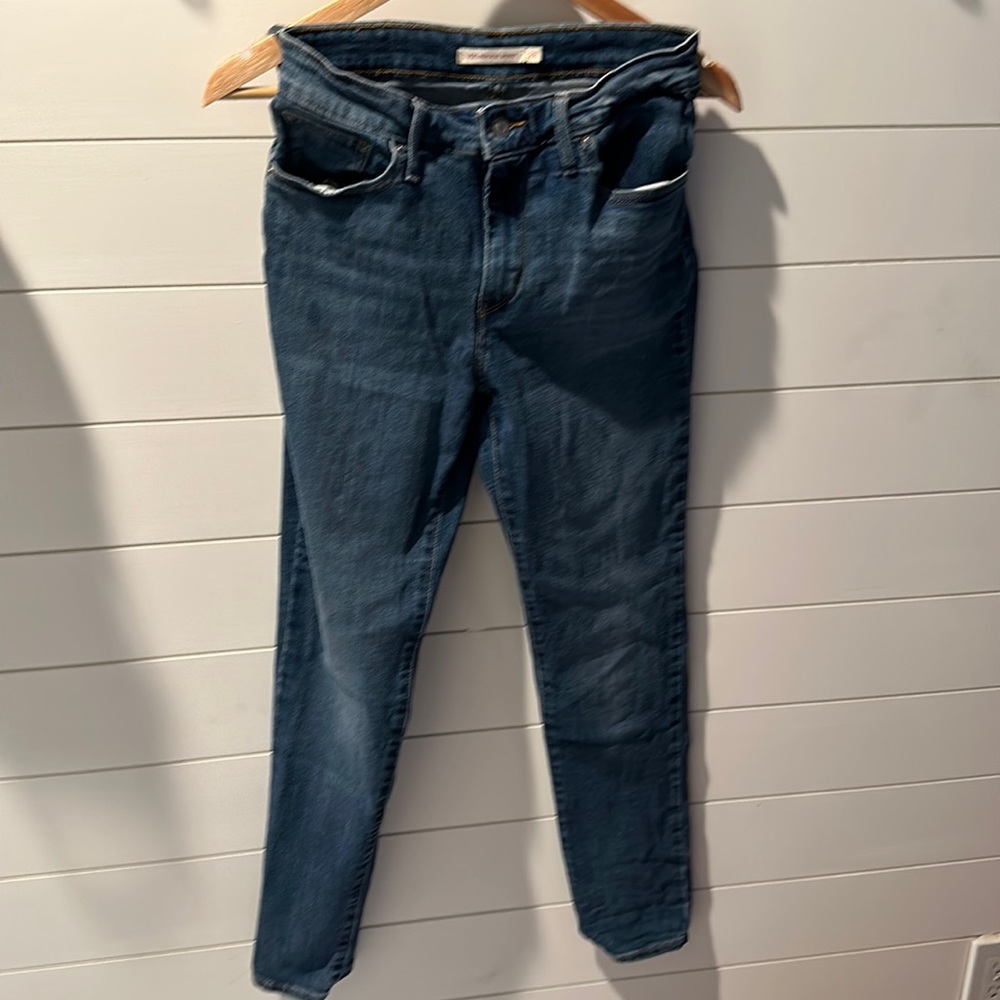 Levi’s 721 High Rise Skinny Jeans